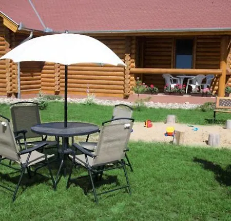 Relax Apartman Hajduszoboszlo Exterior photo