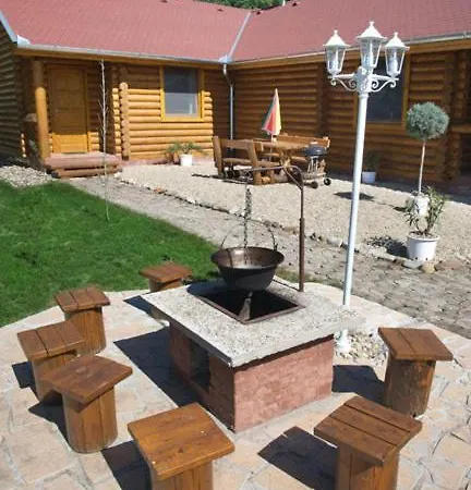 Relax Apartman Hajduszoboszlo Exterior photo